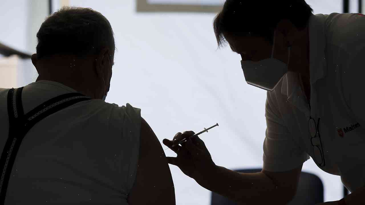 Germany urges flu vaccination after outbreaks