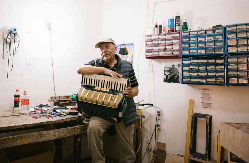 How one talented Mexican craftsmen turns parts into instruments
